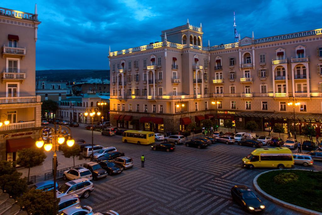 Dat Exx Apartments On Marjanishvili Tbilisi Exteriör bild