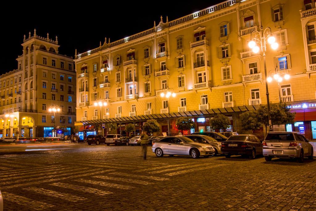 Dat Exx Apartments On Marjanishvili Tbilisi Exteriör bild
